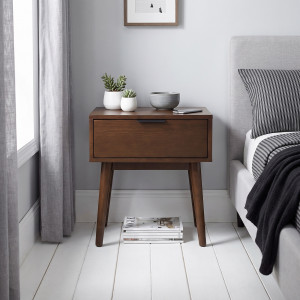 GRAIN modern éjjeliszekrény fiókkal – dió – 45 cm Éjjeliszekrények